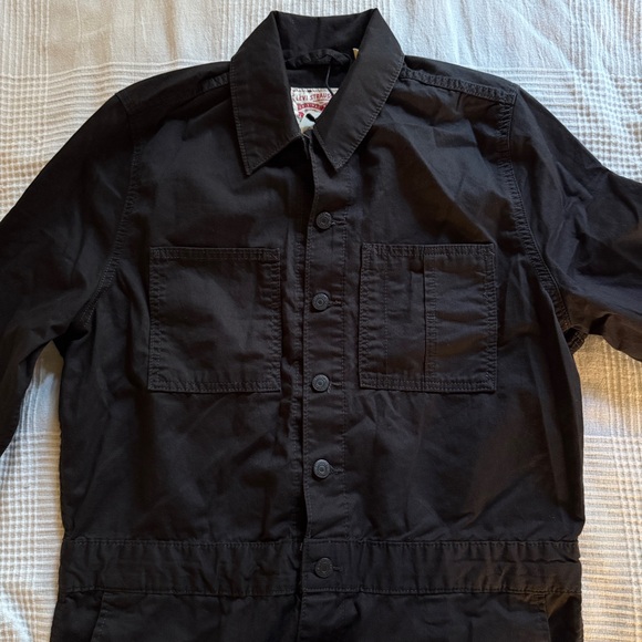 Levi’s Iconic Jumpsuit NWT - Picture 5 of 13